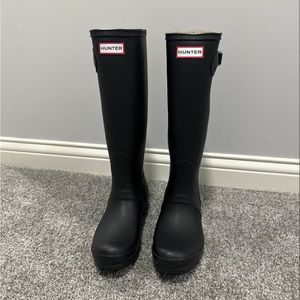 Hunter Rain Boots - Size 7 - Original Tall Black Matte